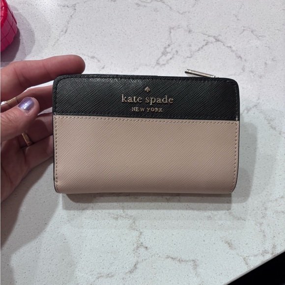 kate spade Handbags - Kate spade Bifold wallet